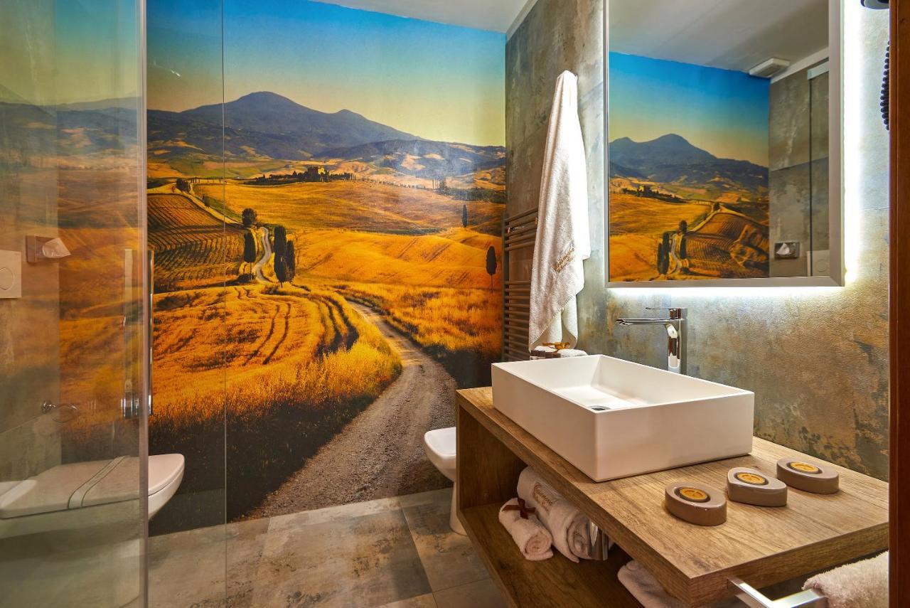 Casanova - Panoramic Rooms And Suites San Quirico d'Orcia Exterior photo